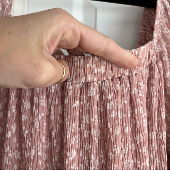 Carly Jean Los Angeles Ada Pink Dainty Floral Midi Maxi Dress - Picture 5 of 7